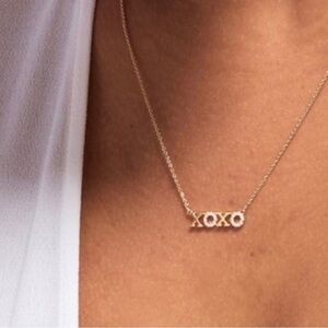 Stella & Dot gold XOXO dainty necklace